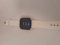 WHITE APPLE SMART WATCH
