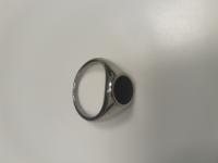 CS1641/2025 SILVER RING WITH BLACK STONE
